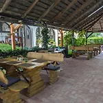 Bed & Breakfast Margareta Etterem Es Vendeghaz
