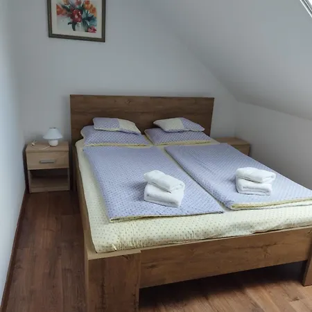 Bed & Breakfast Margareta Etterem Es Vendeghaz *