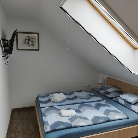 住宿加早餐酒店 Margareta Etterem Es Vendeghaz