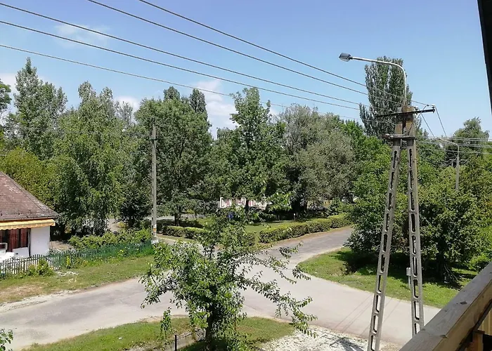 Oda ve Kahvaltı Margareta Etterem Es Vendeghaz Balatonberény