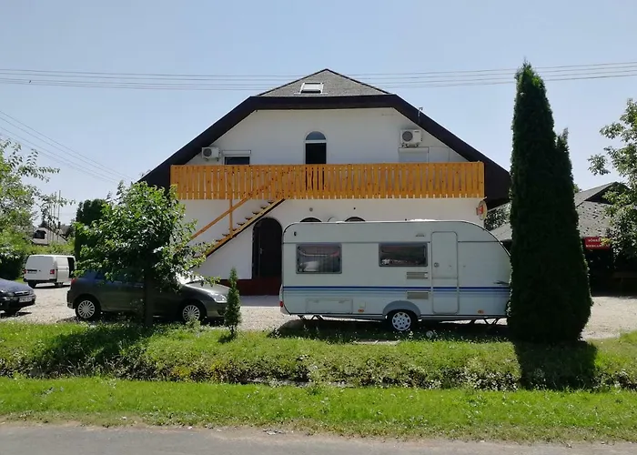 Margareta Etterem Es Vendeghaz ベッド・アンド・ブレックファスト Balatonberény